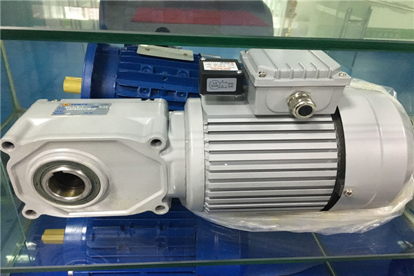 HG直交軸減速機(jī)，準(zhǔn)雙曲面斜齒輪減速機(jī),直角減速機(jī),直角減速電機(jī),直交軸減速電機(jī) (17)